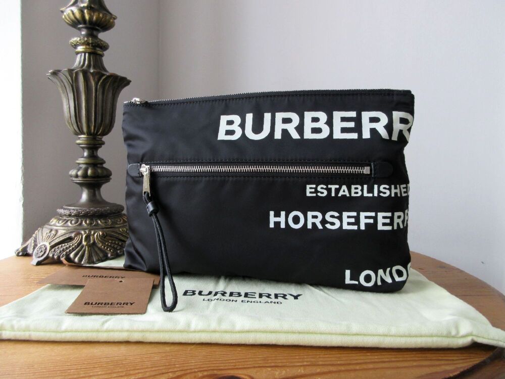 Burberry Horseferry Print Large Zipped Pouch Clutch Bag in Black Nylon and Calfskin - As New*