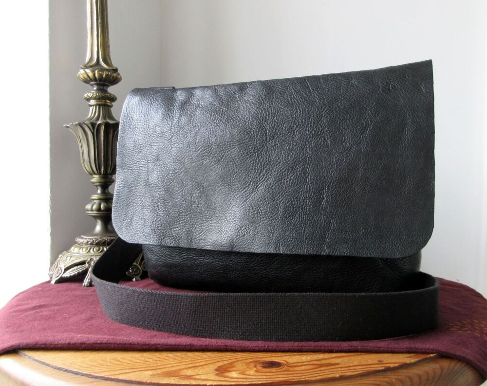 Mulberry Large Dan Messenger in Black Natural Vegetable Tanned Leather