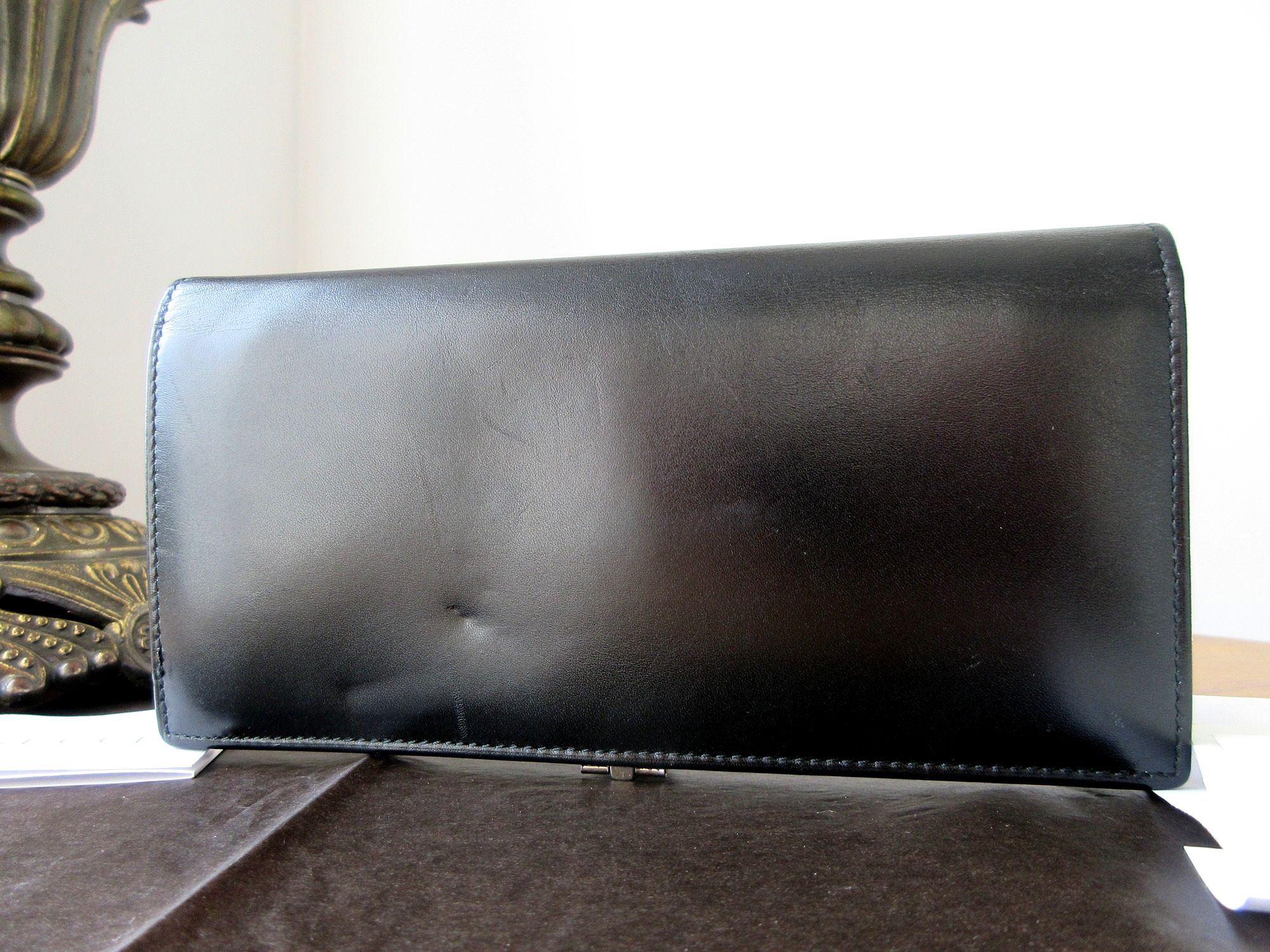 Gucci Vintage G Clip Long Folded Wallet in Smooth Black Calfskin1