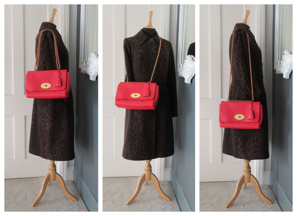 Mulberry Medium Lily in Fiery Red Small Classic Grain Leather