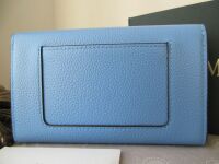Mulberry Medium Darley Wallet in Cornflower Blue Small Classic Grain