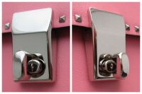 Valentino Garavani Micro Rockstud Small Turnlock Pochette in Rose Pink Smoo