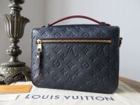 Louis Vuitton Pochette M&Atilde;&copy;tis in Marine Rouge Empreinte