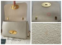 Mulberry Regular Lily in Chalk Heavy Grain Leather with Golden Brass Hardwa