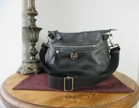 Mulberry Somerset Messenger Hobo in Graphite Pebbled Leather