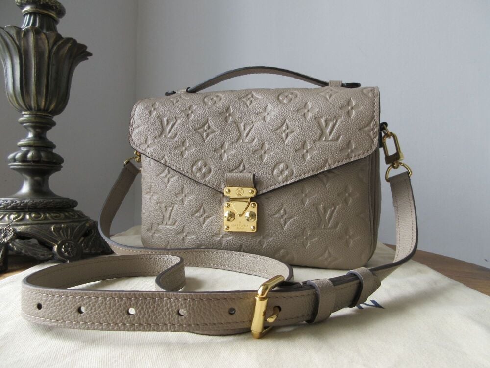 Louis Vuitton Pochette M&eacute;tis in Dune Empreinte