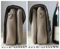 Louis Vuitton Pochette M&Atilde;&copy;tis in Dune Empreinte