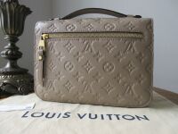 Louis Vuitton Pochette M&Atilde;&copy;tis in Dune Empreinte