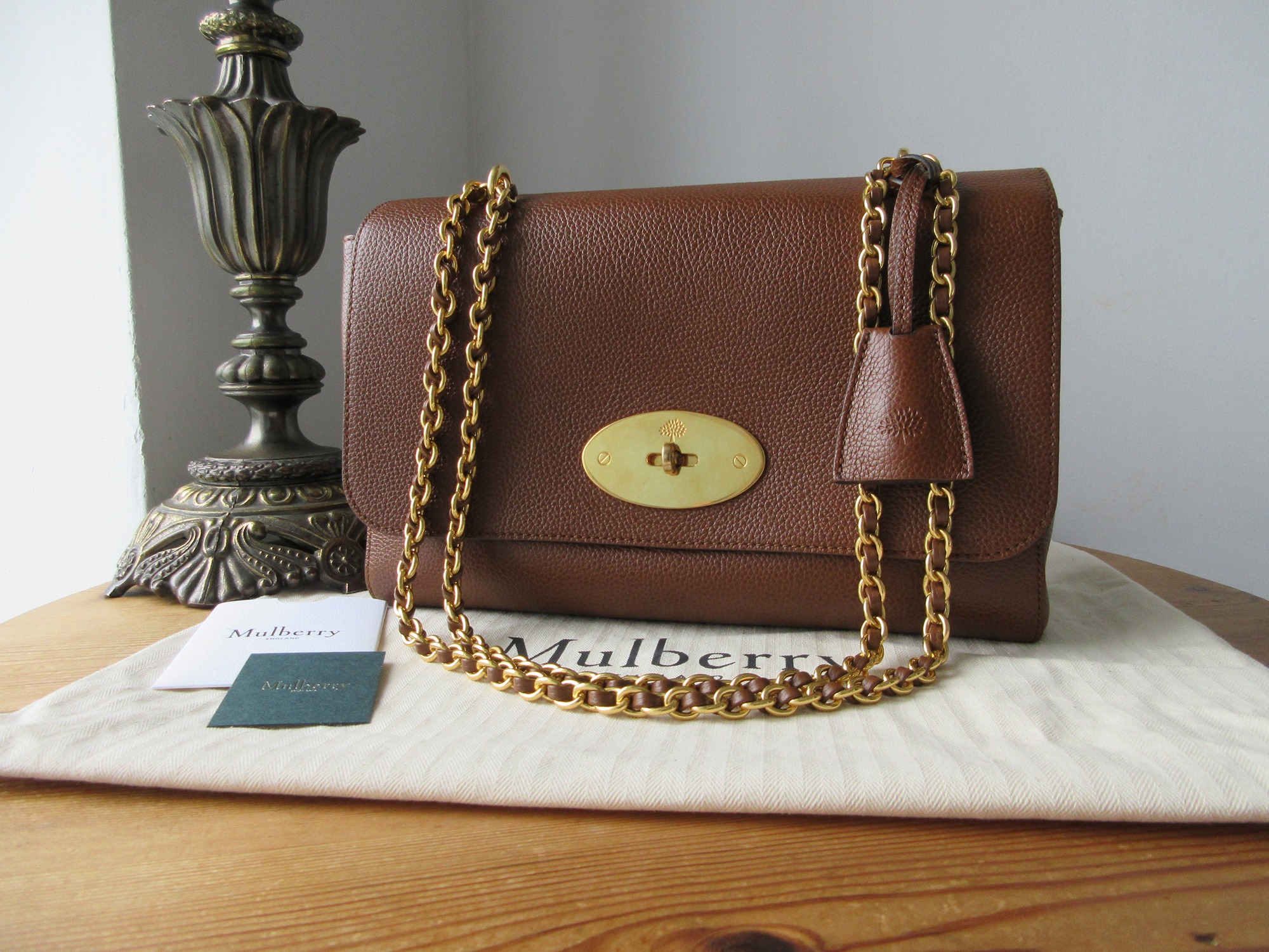 Mulberry Medium Lily in Oak Two Tone Small Classic Grain.JPG