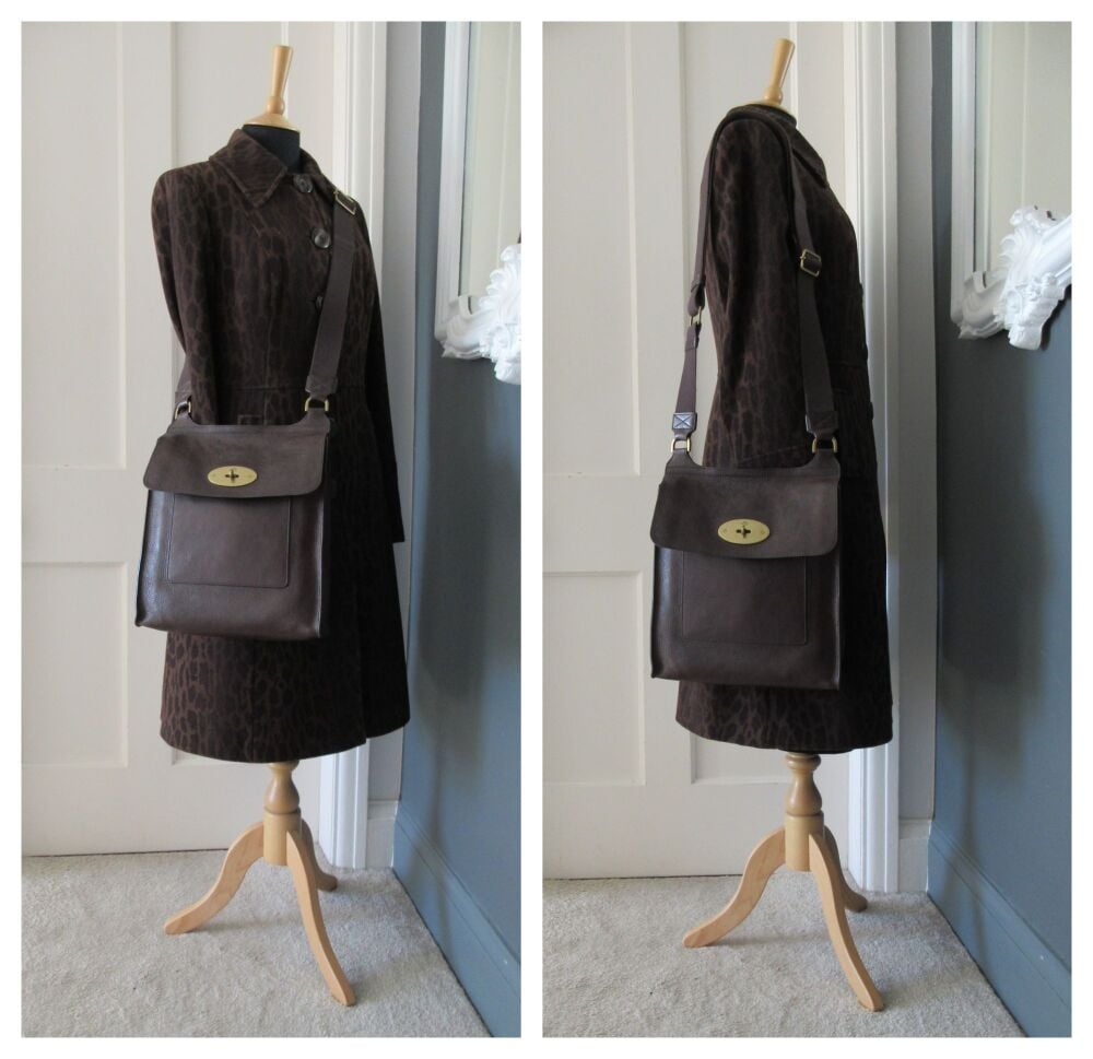 Mulberry Antony Large Messenger in Chocolate Natural Vegetable Tanned Leather