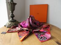 Herm&Atilde;&uml;s Wild Singapore'  Carr&Atilde;&copy; Square Scarf 90cm in Rouge/ Violet/ Beige Mul