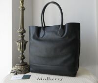 Mulberry Blossom Shoulder Tote in Black Classic Grain Leather