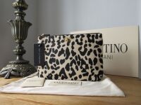 Valentino Garavani VLogo Signature Medium Zip Pouch Clutch in Leopard Print