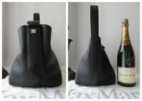 Max Mara Small Bucket Bag in Black Calfskin