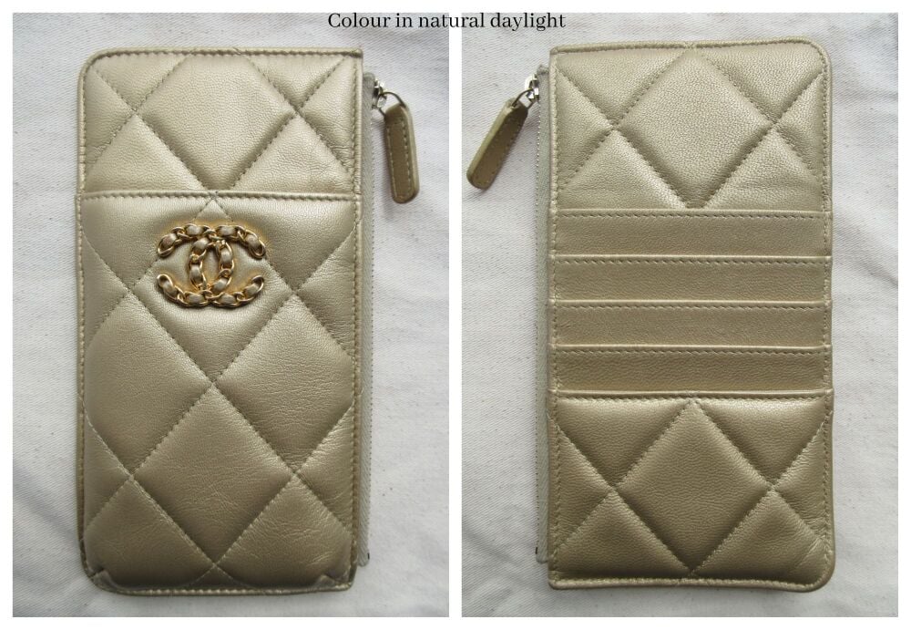 Chanel CC Flat Phone Case Wallet Zip Pouch in Metallic Champagne Gold Lambskin