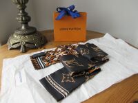 Louis Vuitton Silk Bandeau in Giant Jungle Monogram Noir