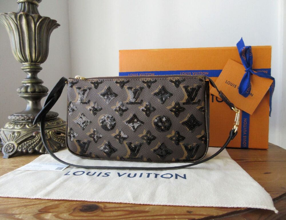 Louis Vuitton Limited Edition Pochette Accessoires in Monogram Sequins