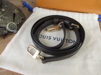 Louis Vuitton Bi Part Adjustable Shoulder Strap 16mm in Ebene J00276