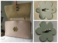 Mulberry Medium Cecily Flower Lock Top Handly Lily in Light Berry Cream Glo