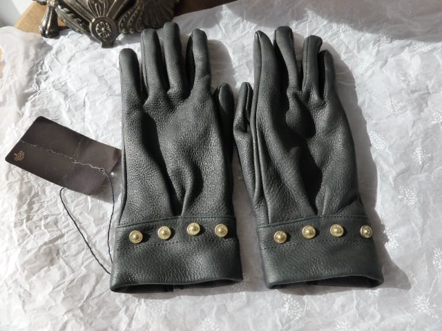 Mulberry Mitzy Black Deerskin Leather Cashmere Lined Gloves (Medium 7) - SOLD