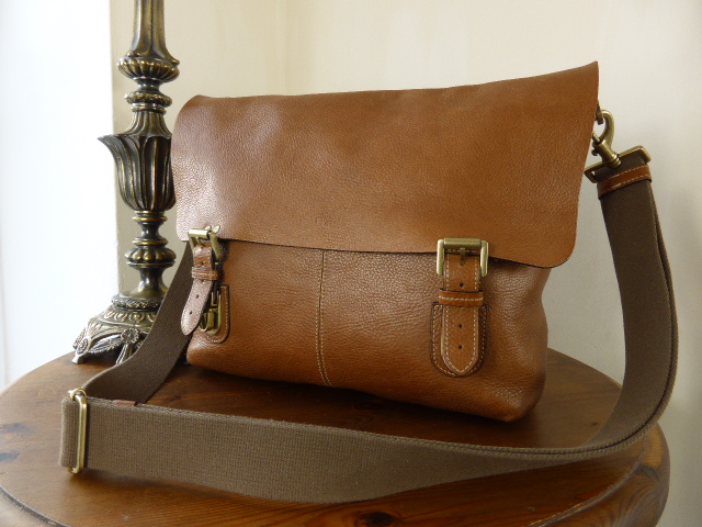 Mulberry Barnaby Large Messenger in Oak Natural Leather - SOLD