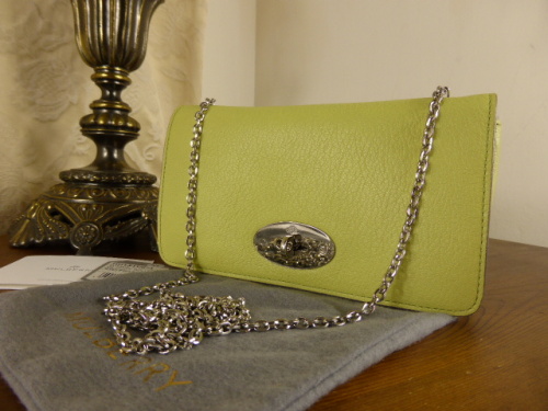 Mulberry Bayswater Clutch Wallet in Pistachio Glossy Goat - New