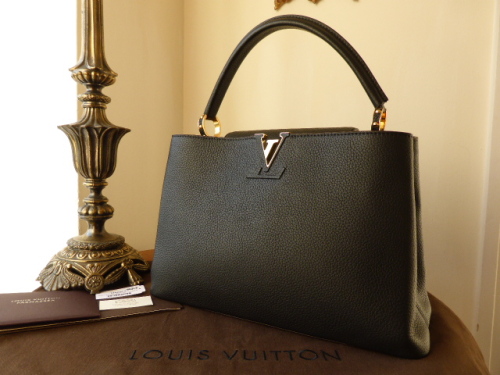 Louis Vuitton Capucines MM Nero - As New