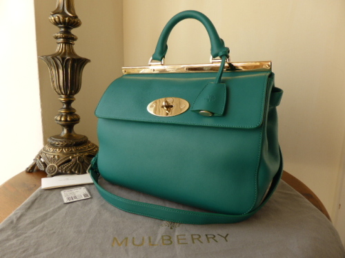 Mulberry Small Suffolk in Emerald Silky Classic Calf