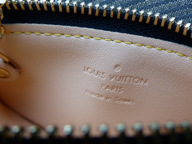 Louis Vuitton Porte-Clefs Pouch in Black Multicolore - SOLD