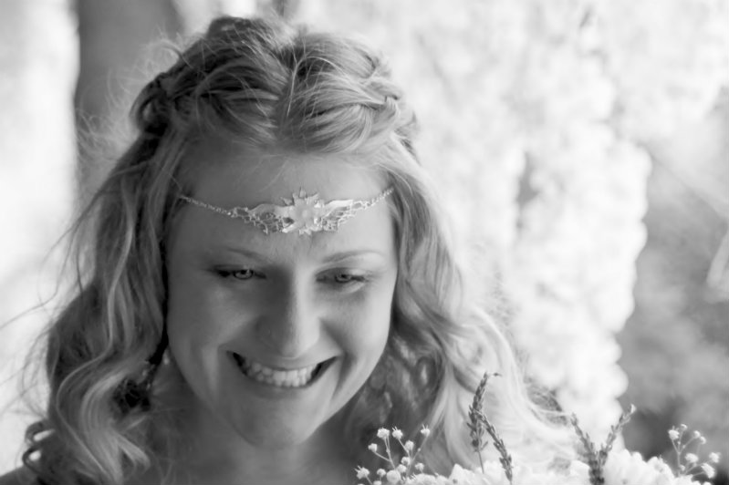 Cotswolds-Gloucestershire-Bridal-wedding-hair stylist & mobile hairdresser-UK