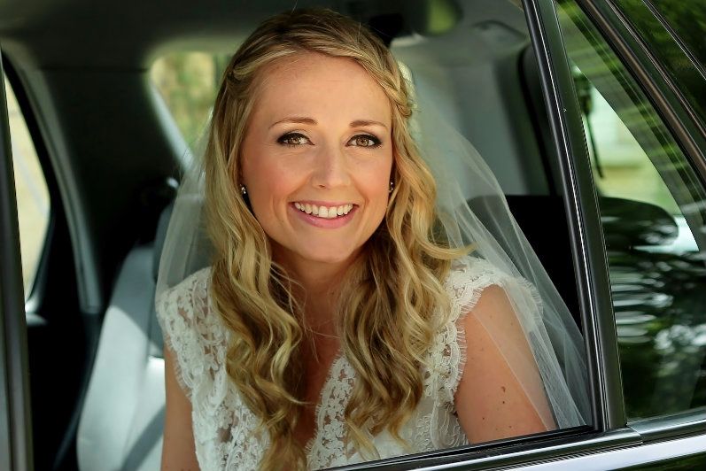 Mobile bridal-wedding-hairdresser Cotswolds-UK