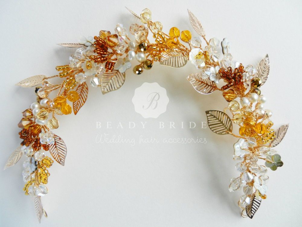 Amber-Autumn-colour wedding-hair-accessory by Beady Bride-UK (4) Amber-Autumn-colour wedding-hair-accessory by Beady Bride-UK (4)