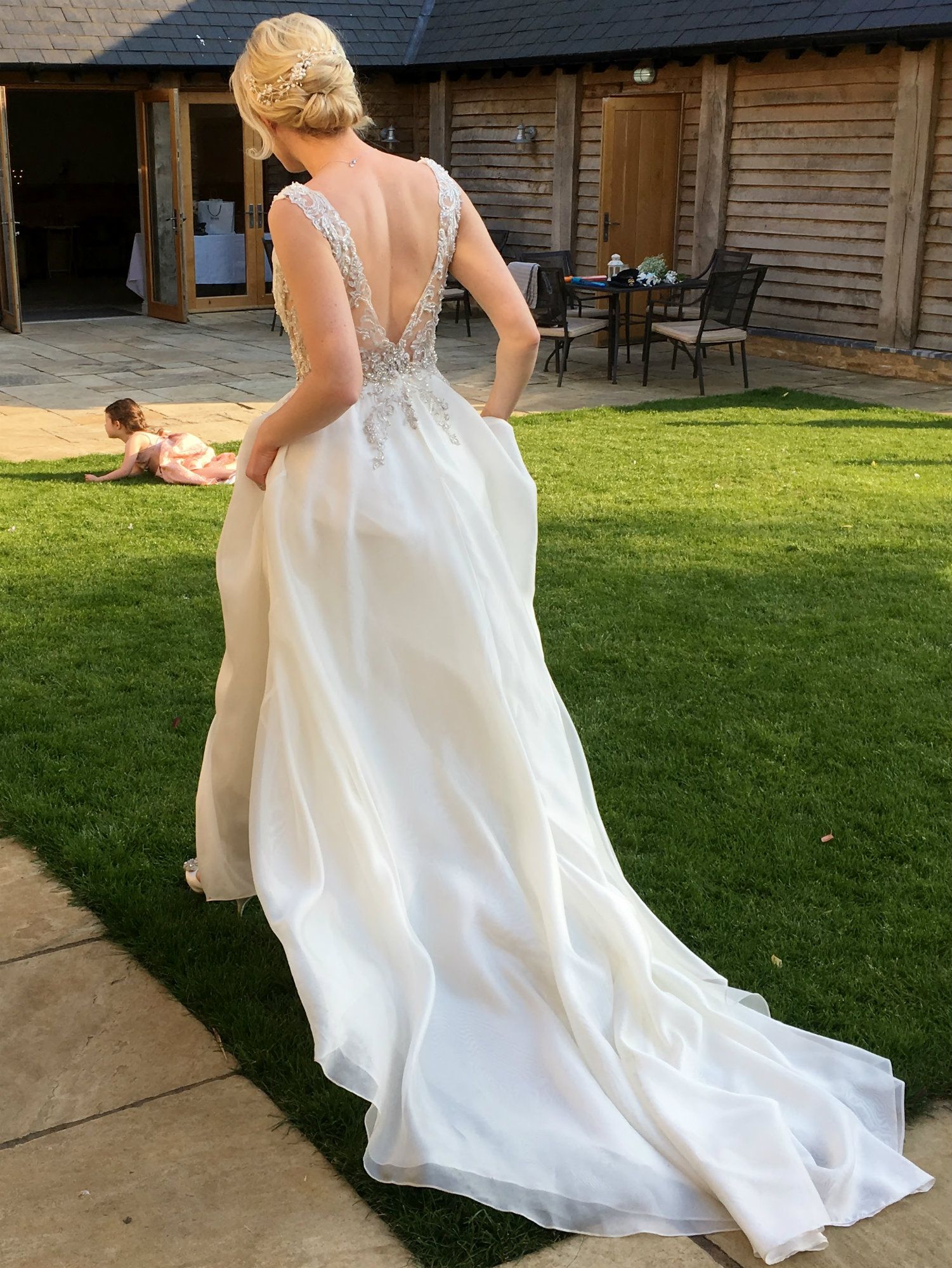 Snow-white-Bridal-hair-accessory-by-Beady Bride-Gloucestershire-Bridal-hair