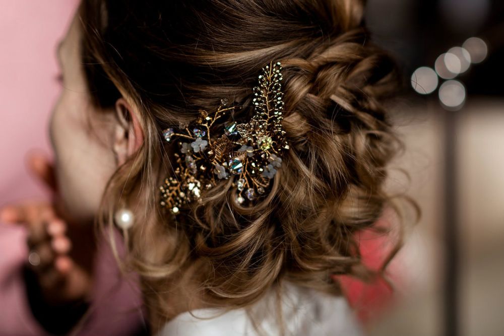 Bespoke-occasion &amp; wedding-hair-accessories- UK-JNI 17