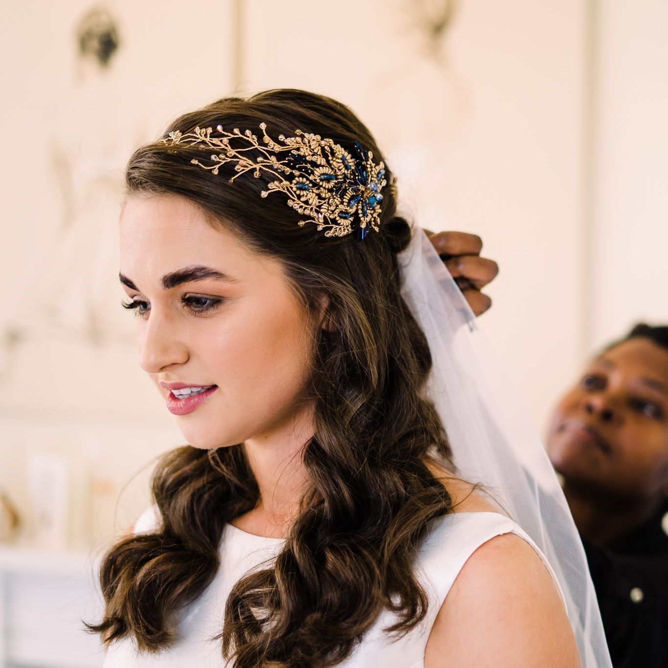 Gloucestershire bridal-wedding-hairstylist-& occasion hair accessory designer-UK