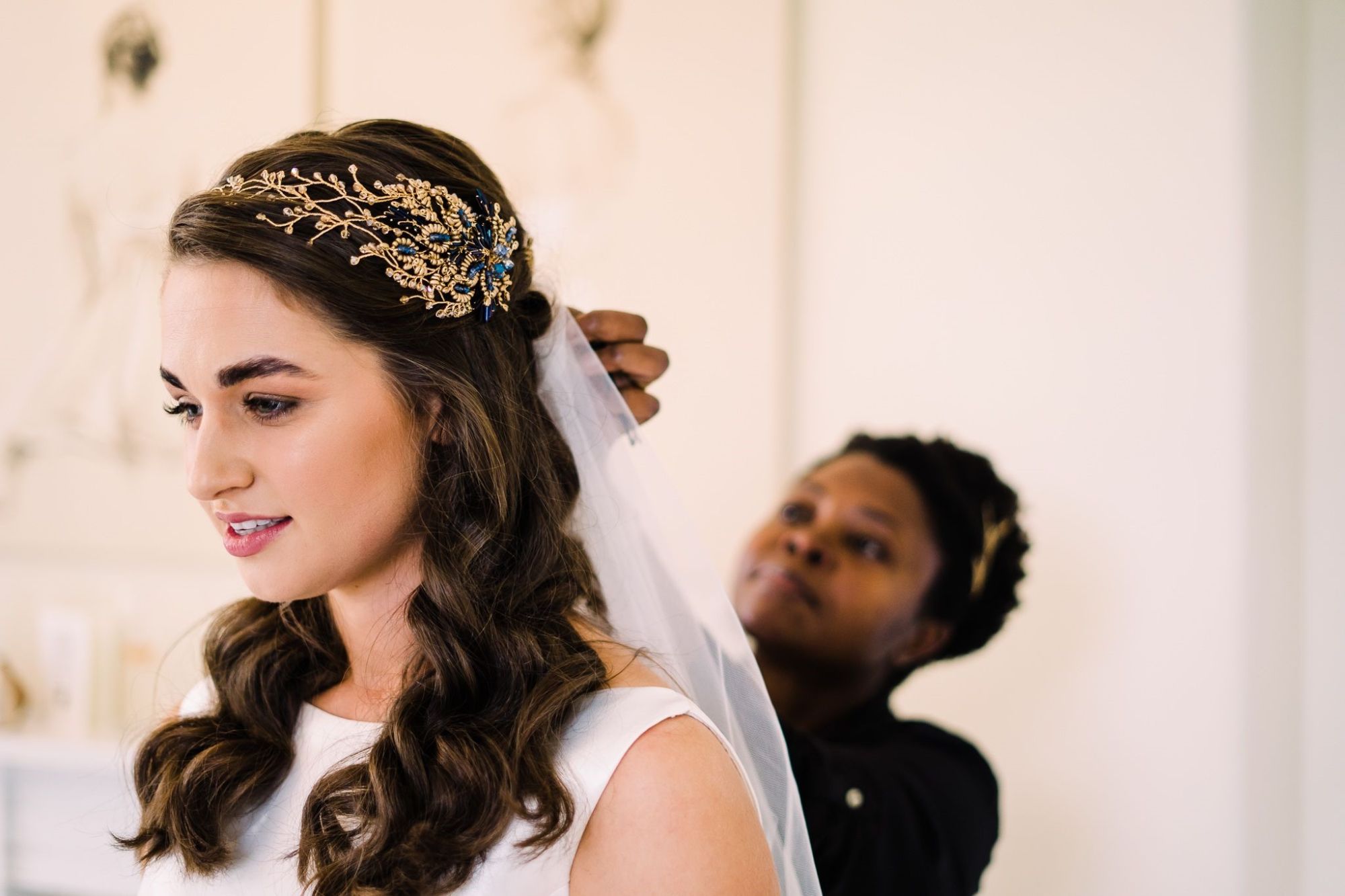 Cheltenham mobile hairdresser-Bridal stylist |Weddings |special occasions