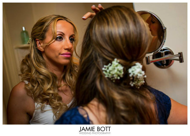 cotswold-wedding-hairstylist-uk-mic (9)