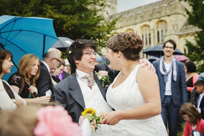 crips barn- cotswold-wedding-hairstylist-uk-elisa 12