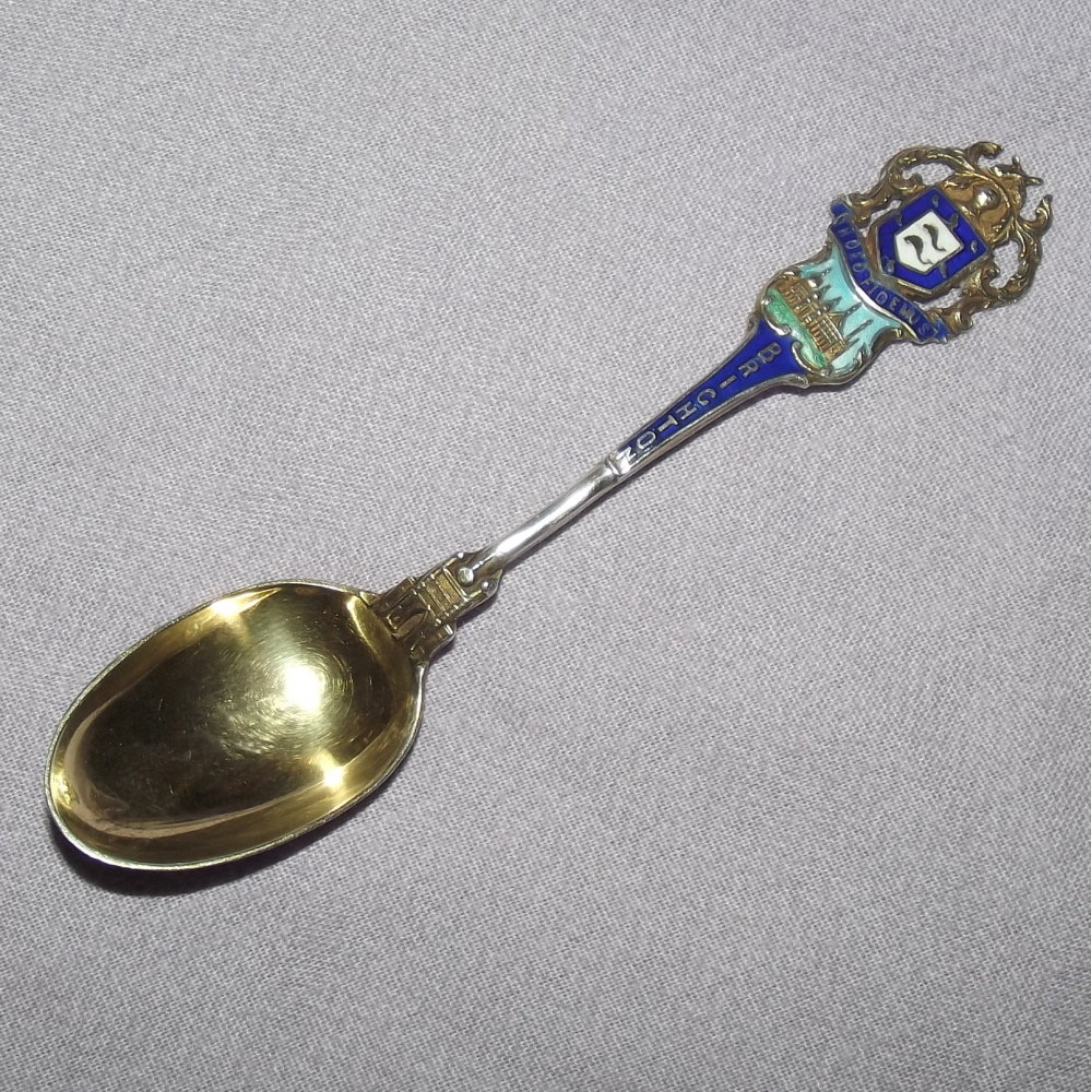 Silver Souvenir Spoon, Brighton, 1919.