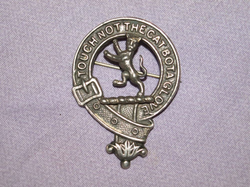 Scottish Kilt Pin Brooch, Macpherson Clan.