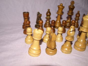 Vintage Wooden Chess Set with Case. (3)