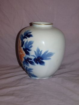 Vintage Japanese Fukagawa Vase. Peonies. (2)
