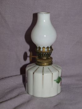Vintage White Miniature Oil Lamp. (4)