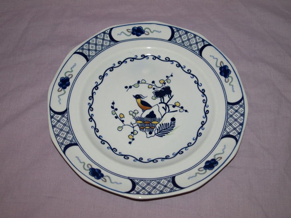 Georgetown Collection by Wedgewood Volendam Dinner Plate.