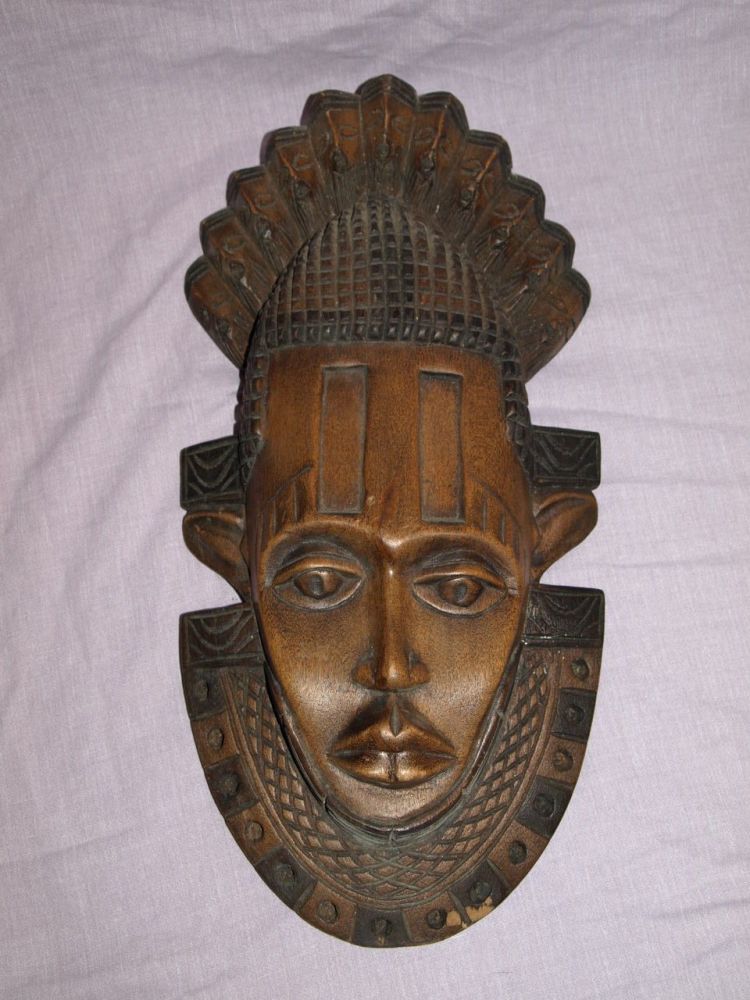 Wooden Tribal Mask Wall Hanging Decoration.
