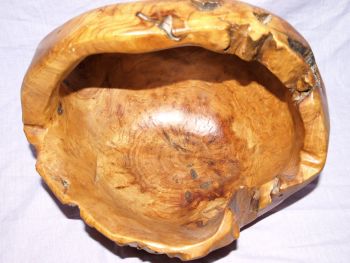 Hand Carved Wooden Fruit Bowl. (5)
