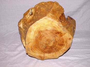 Hand Carved Wooden Fruit Bowl. (6)