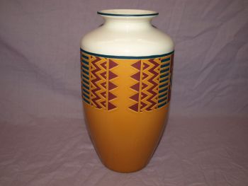Hornsea Pottery Aztec Vase. (4)