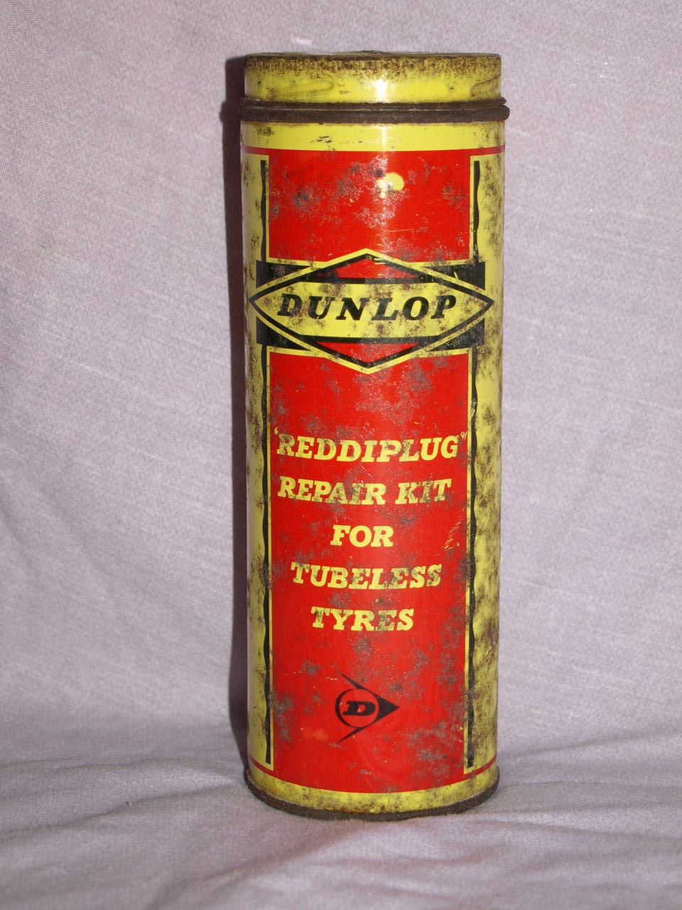 Vintage Dunlop Reddiplug Tubeless Tyre Repair Kit.