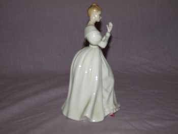 Royal Doulton Figurine Denise HN2477 . (4)